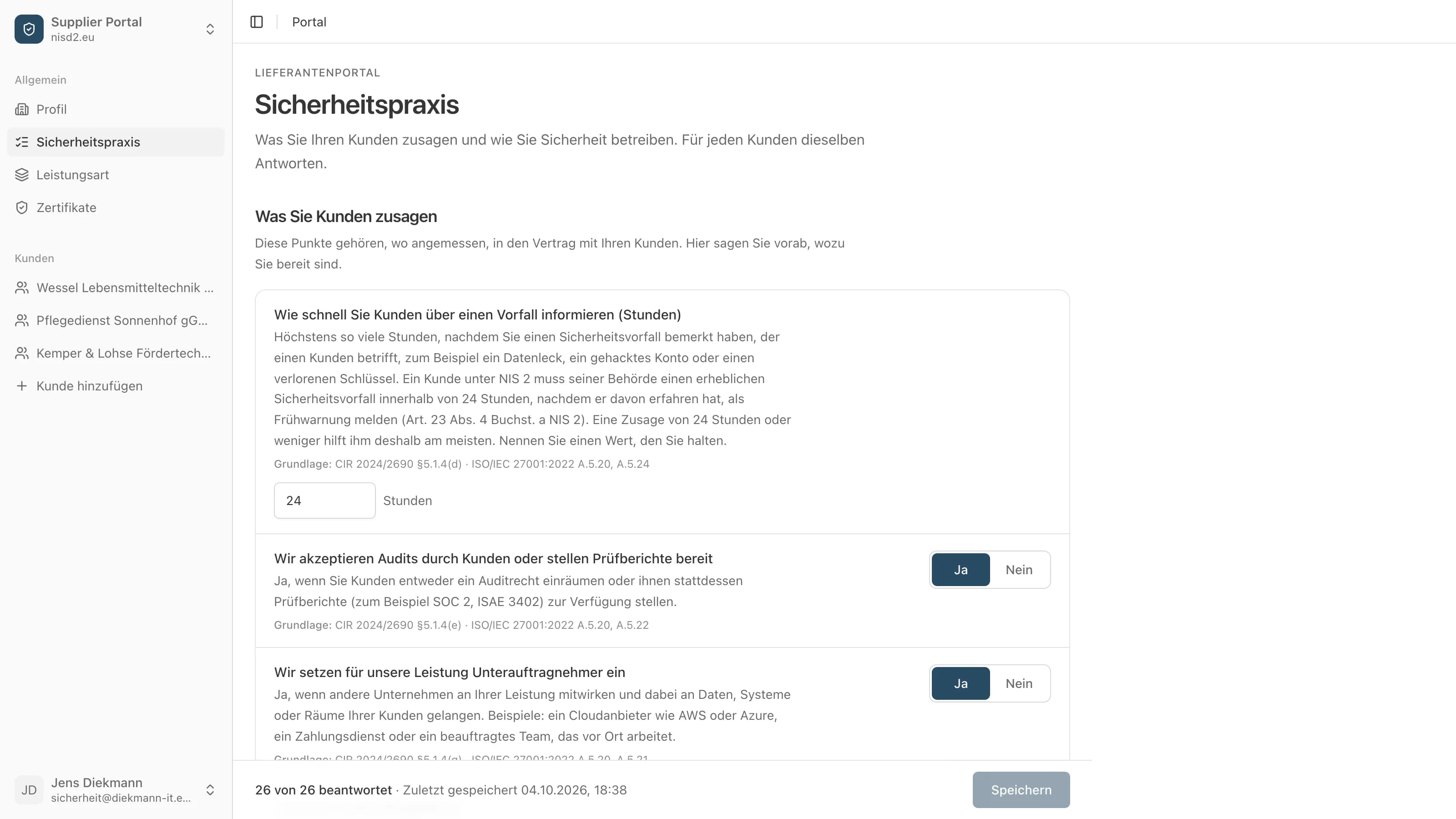 Der Sicherheitsfragebogen im Lieferantenportal, ausgefüllt von einem Beispiellieferanten: jede Frage mit Erklärung und Grundlage